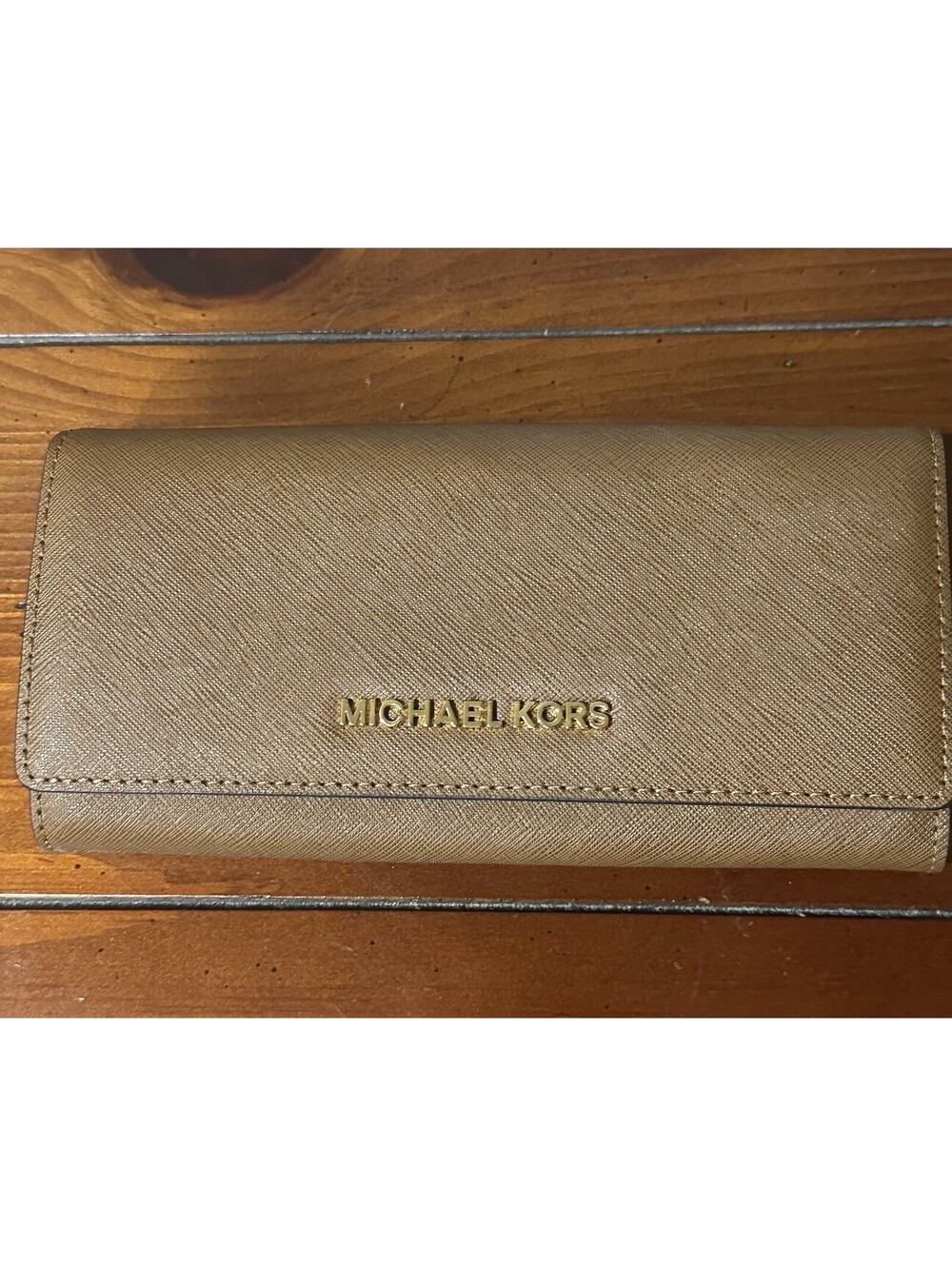 NEW With Tags Michael Kors Jet Set Large Trifold Wallet Brown Travel Luggage